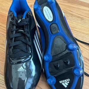 Adidas size 10.5 Men Black and Blue Football Cleats
